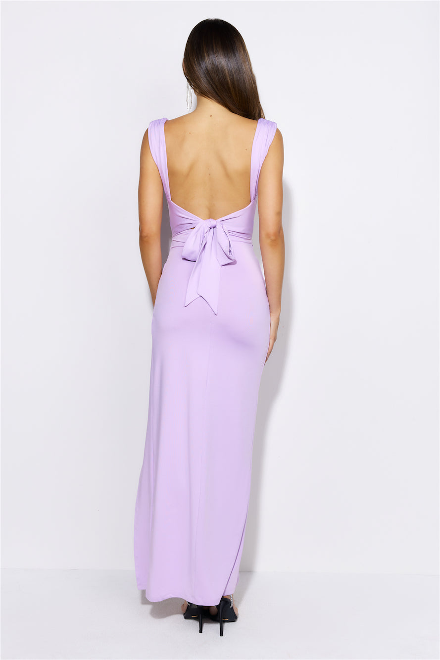 Robe longue fendue dos nu, col bénitier, coupe ajustée