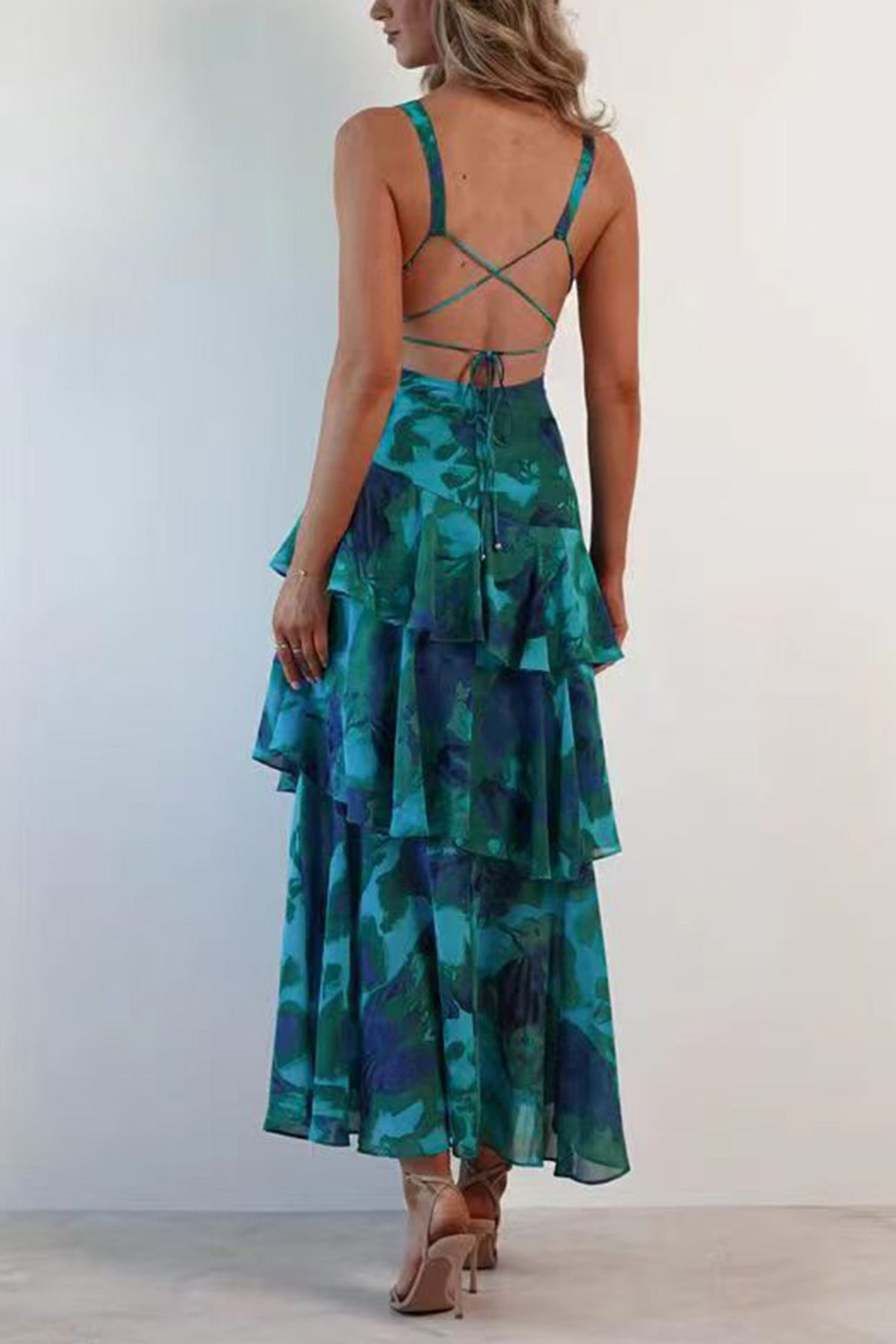 Robe longue fleurie femme col V, jupe superposée à volants