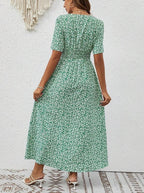 Robe longue fluide verte à col V et manches courtes