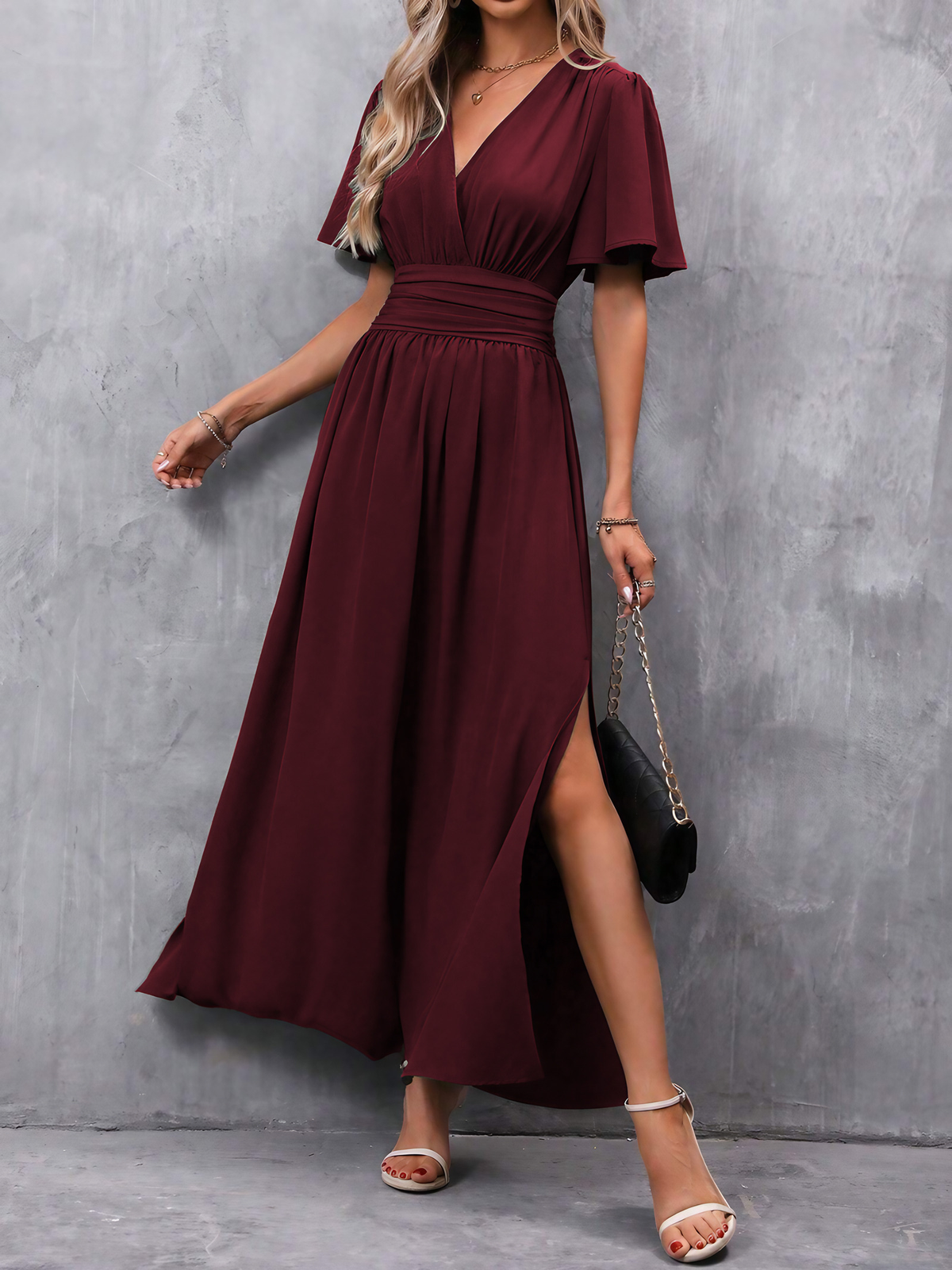 Robe longue ceinturée femme à jupe fluide, manches longues, rouge