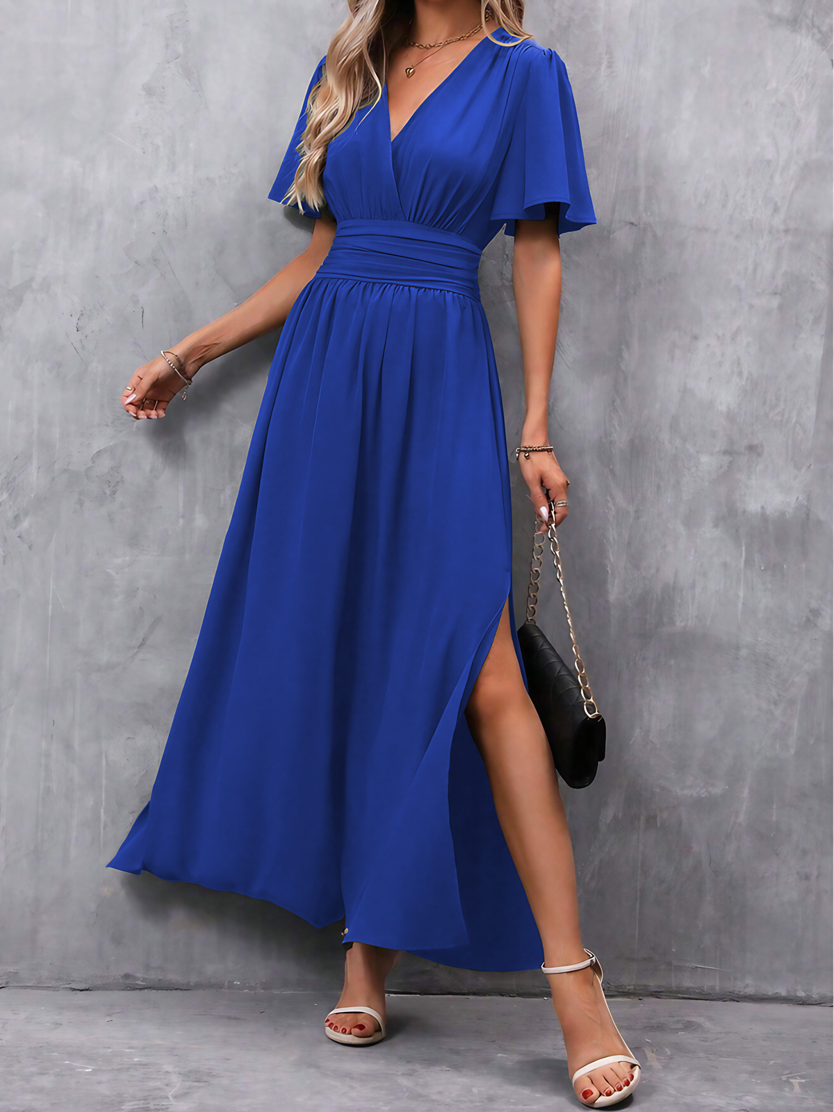 Robe longue ceinturée femme à jupe fluide, manches longues, bleu