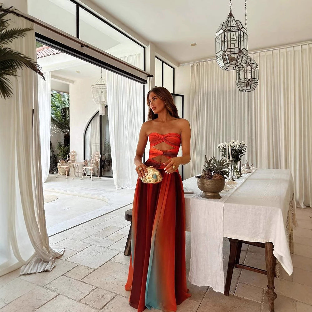 Robe longue trapèze en dégradé rouge, dos nu lacé