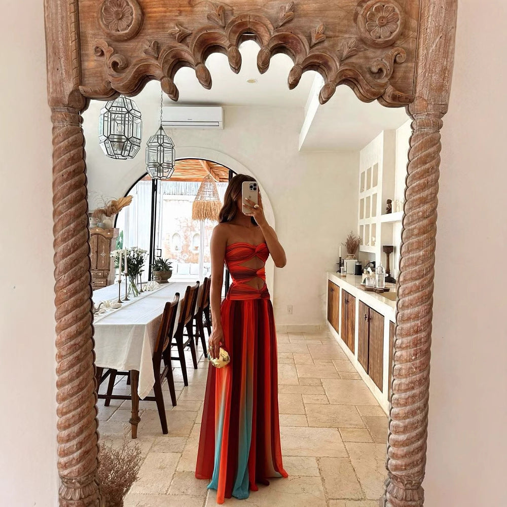 Robe longue trapèze en dégradé rouge, dos nu lacé
