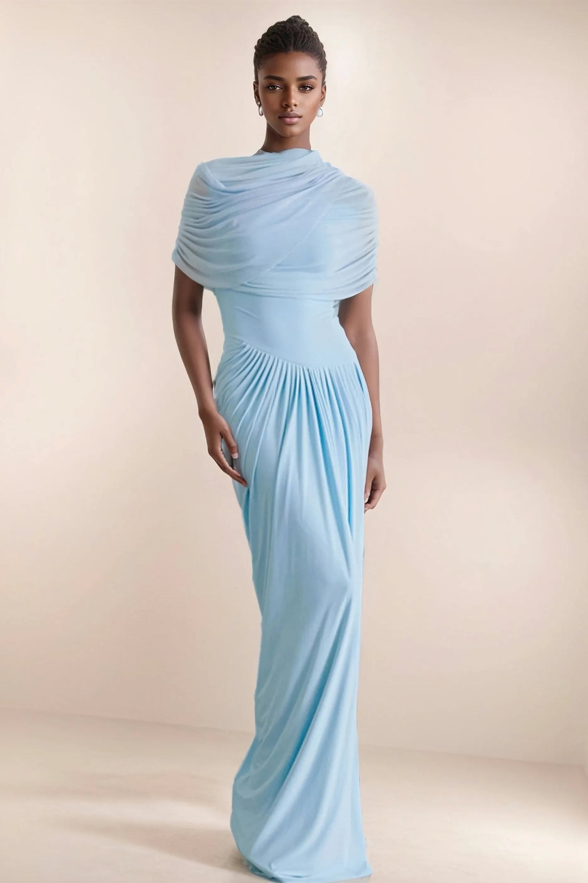 Robe longue drapée asymétrique à col haut, bleu clair