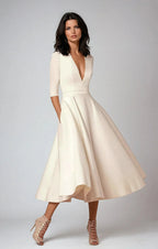 Robe midi trapèze col V, manches 3/4, haut cintré, beige