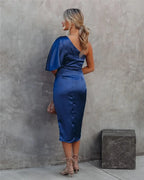 Robe midi asymétrique une épaule, drapée, avec fente