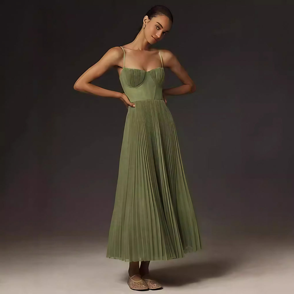 Robe midi bustier en tulle plissé vert, bretelles fines