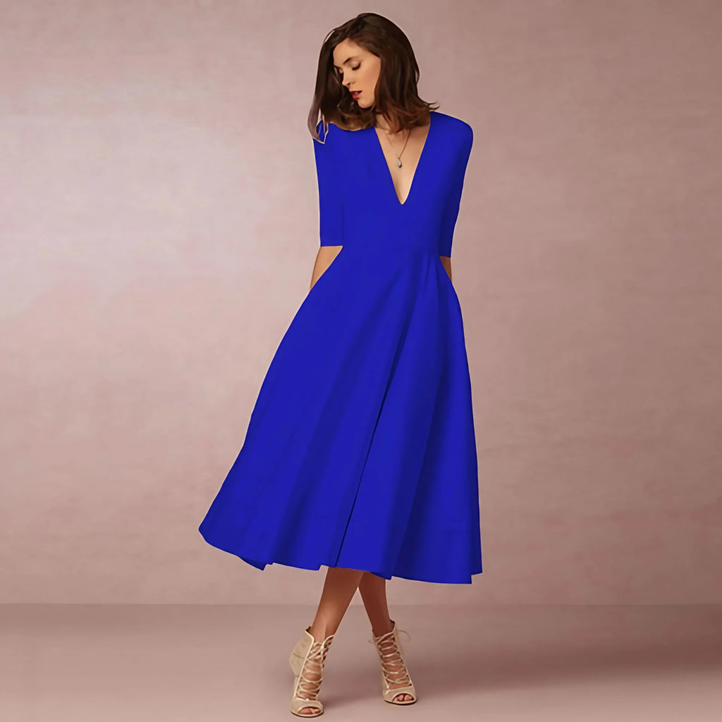 Robe midi cintrée à col rond, manches courtes, douze coloris, bleu