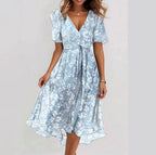 Robe midi fleurie en chiffon, col V, taille cintrée, bleu aigue-marine