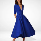 Robe midi évasée col V, manches 3/4, taille marquée, bleu