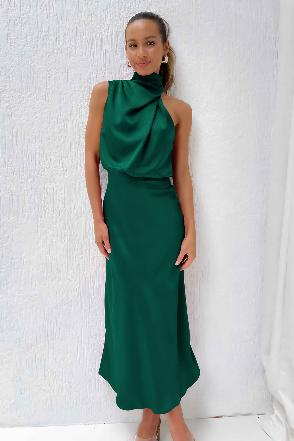 Robe midi ajustée femme à col asymétrique, manches longues, vert émeraude