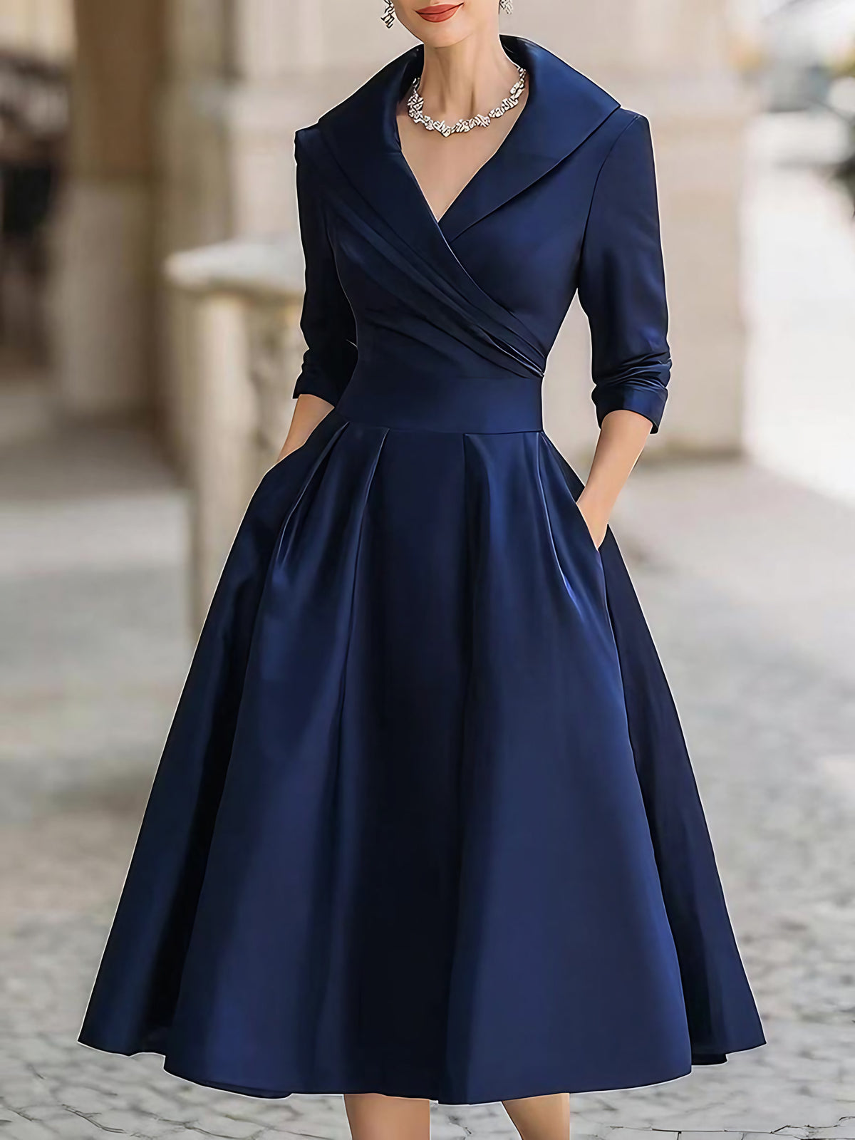 Robe midi plissée femme, coupe trapèze, manches longues, bleu marine