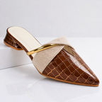 Mules femme à bout pointu fermé, détail métallique, marron