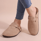 Sabots femme à enfiler, base stable, cinq coloris, du 36 au 44