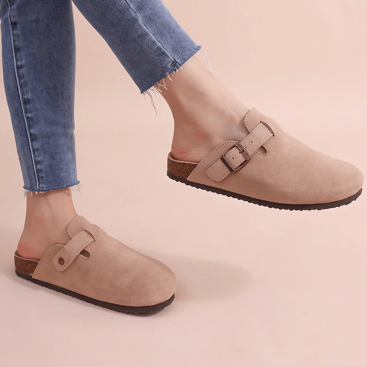 Sabots femme à enfiler, base stable, cinq coloris, du 36 au 44, beige