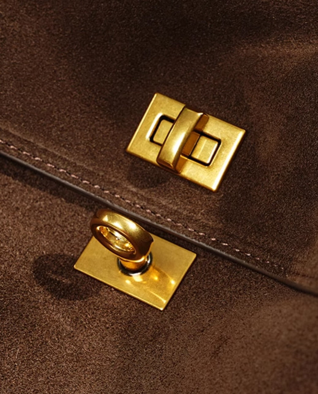 Sac à main femme à fermeture dorée, bandoulière réglable