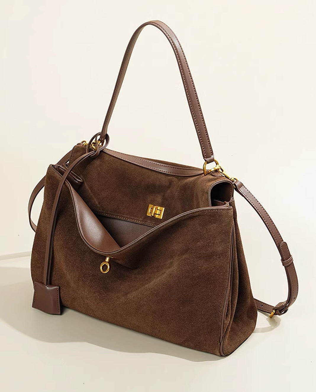 Sac à main femme à fermeture dorée, bandoulière réglable
