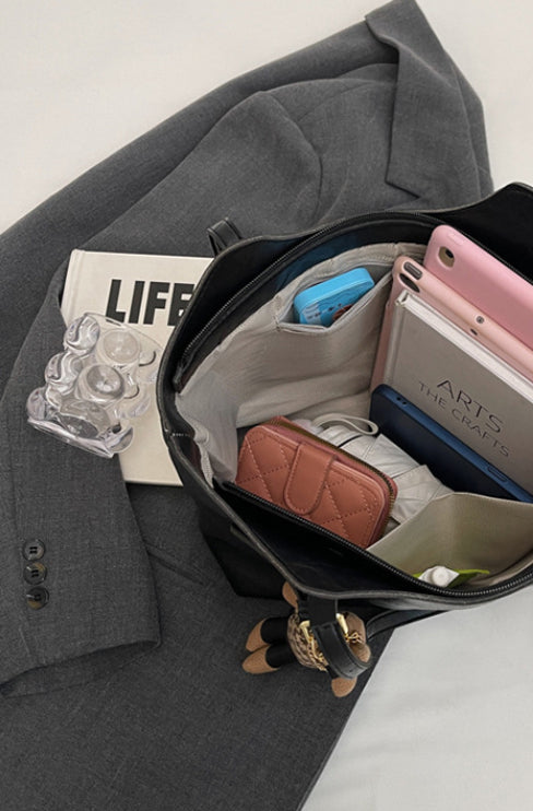 Sac à main femme zippé avec bijou de sac amovible
