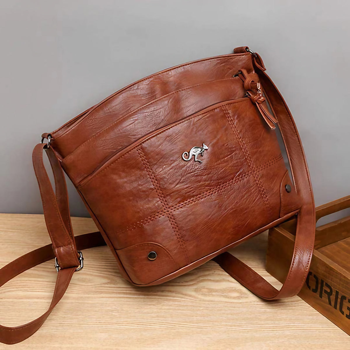 Petit sac à main femme marron, format 24 x 22 cm, marron