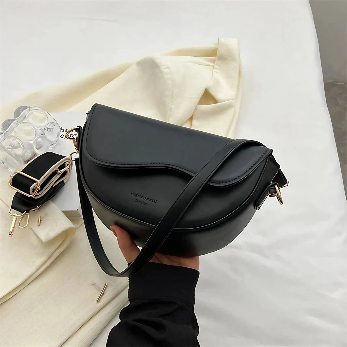 Sac banane femme en similicuir, deux sangles amovibles, noir