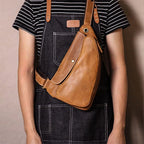 Sac banane homme en cuir couleur café, aspect vintage