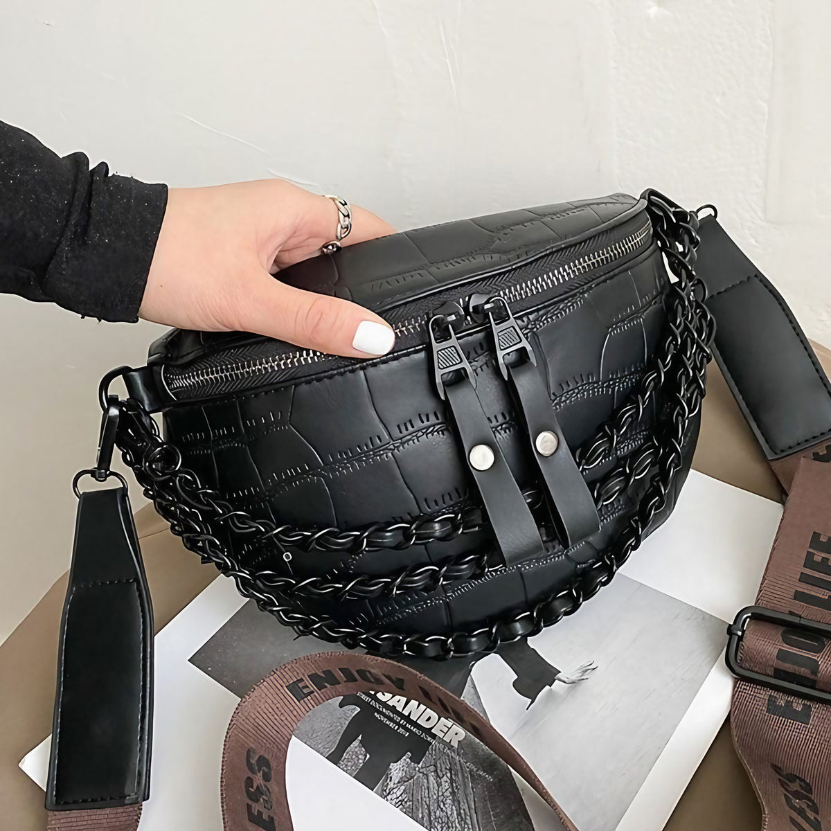 Sac banane femme en similicuir, 23 x 17 cm, sangle 110 cm