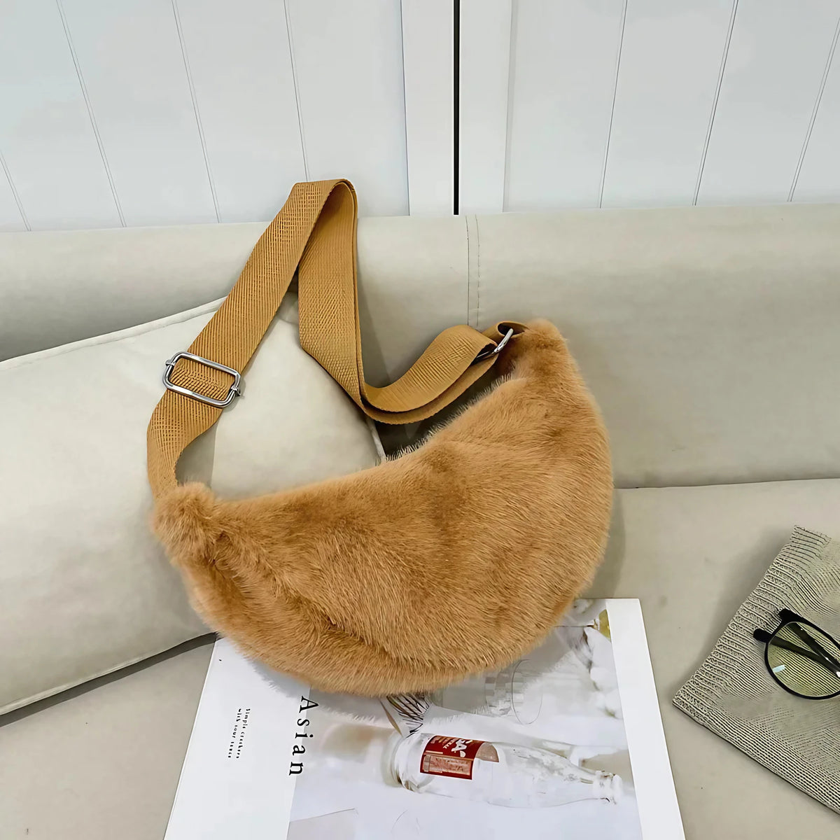 Sac banane femme en fausse fourrure, 25 x 13 cm, sept coloris, fauve