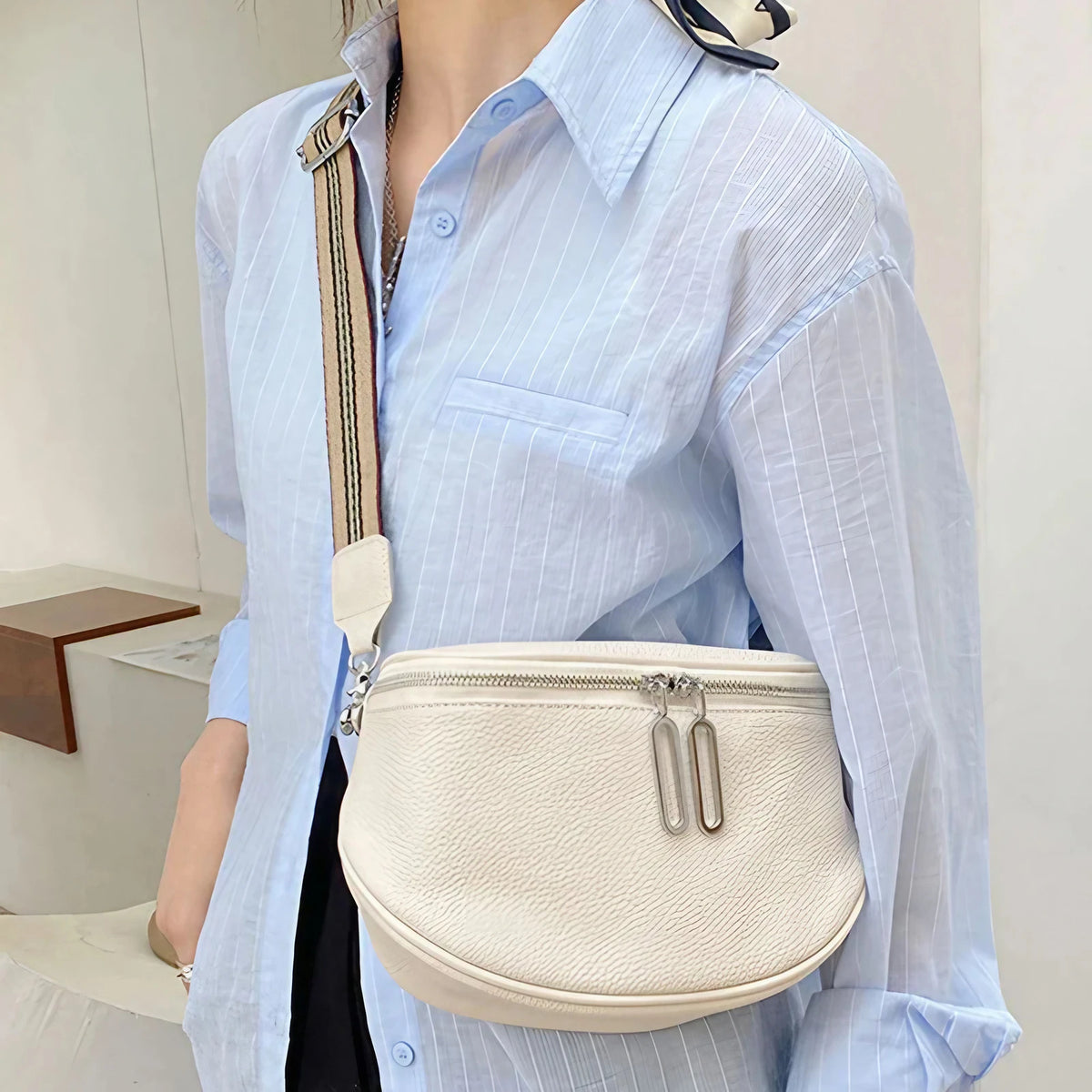 Sac banane femme en similicuir grainé, huit coloris