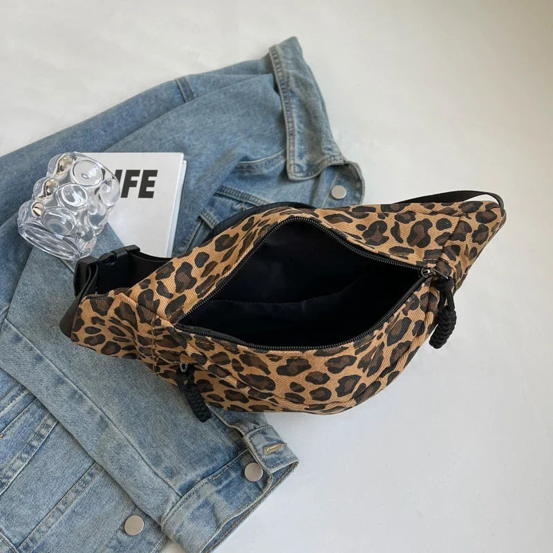 Sac banane femme imprimé léopard en toile, deux poches zippées