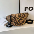 Sac banane femme imprimé léopard en toile, deux poches zippées, marron clair