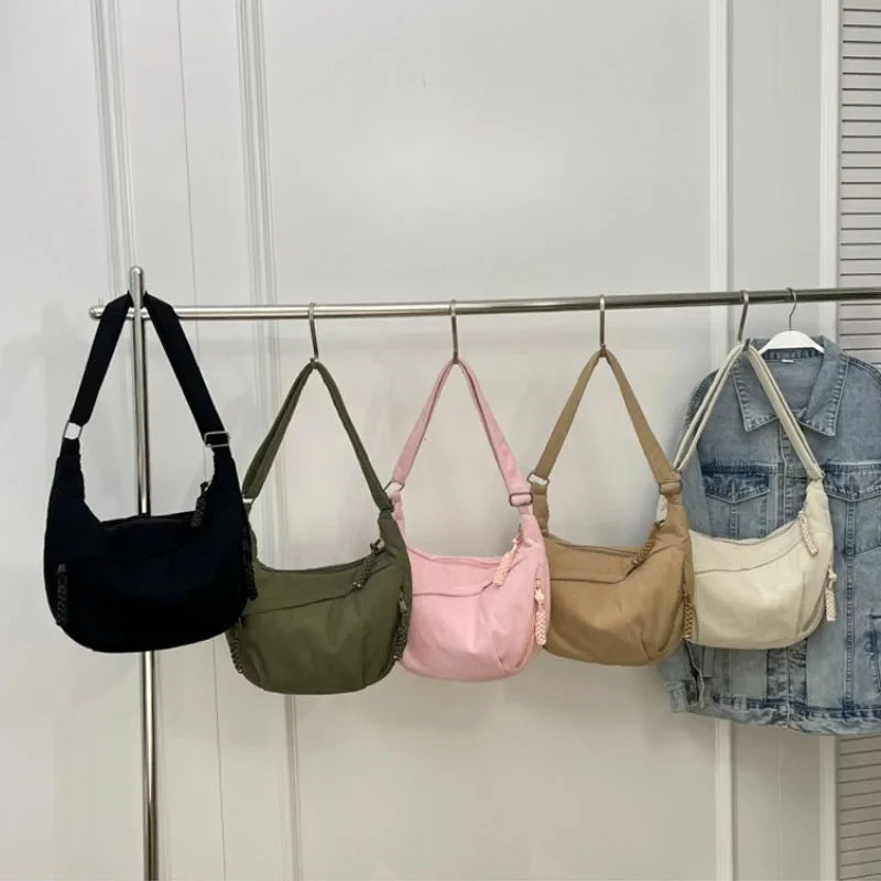 Sac banane femme souple à poche avant zippée, cinq coloris