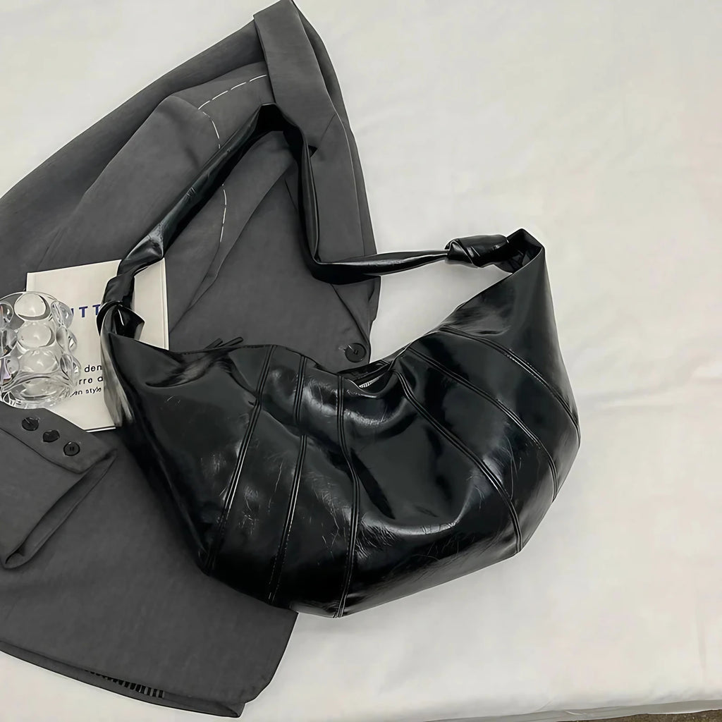 Grand sac banane femme en similicuir, forme croissant, noir