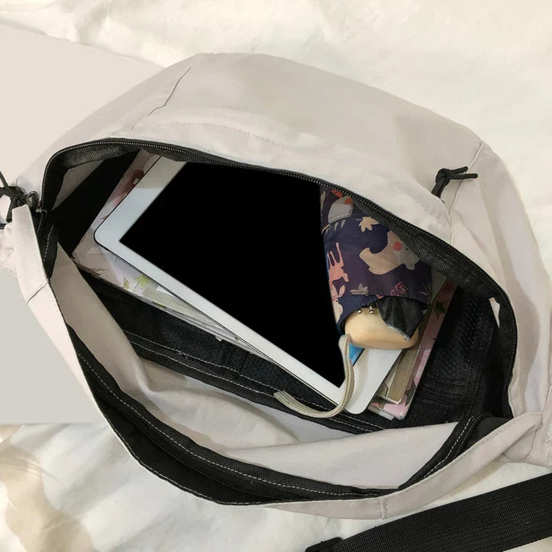 Sac banane femme en toile, grand format, trois poches zippées