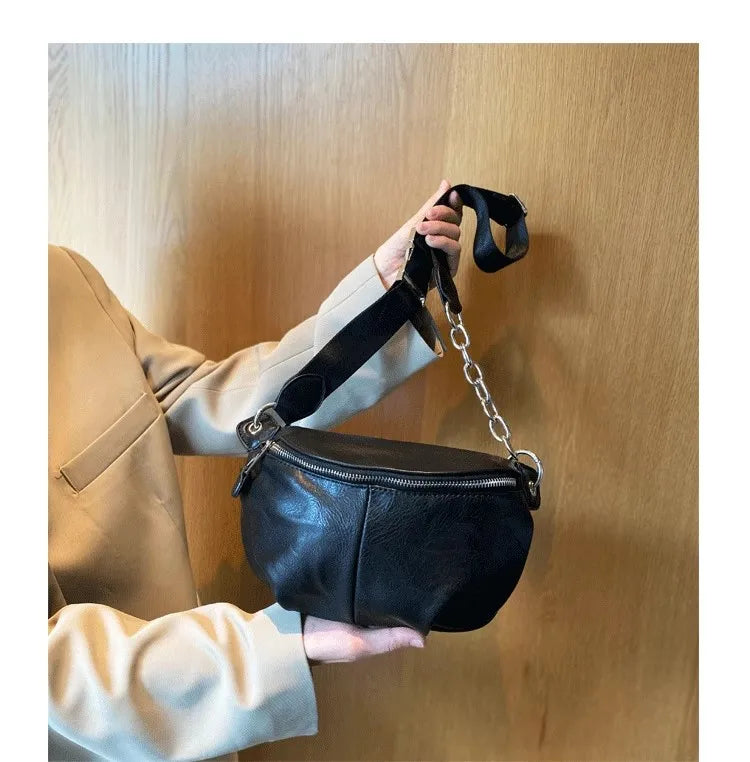 Sac banane femme en similicuir noir, sangle à maillons