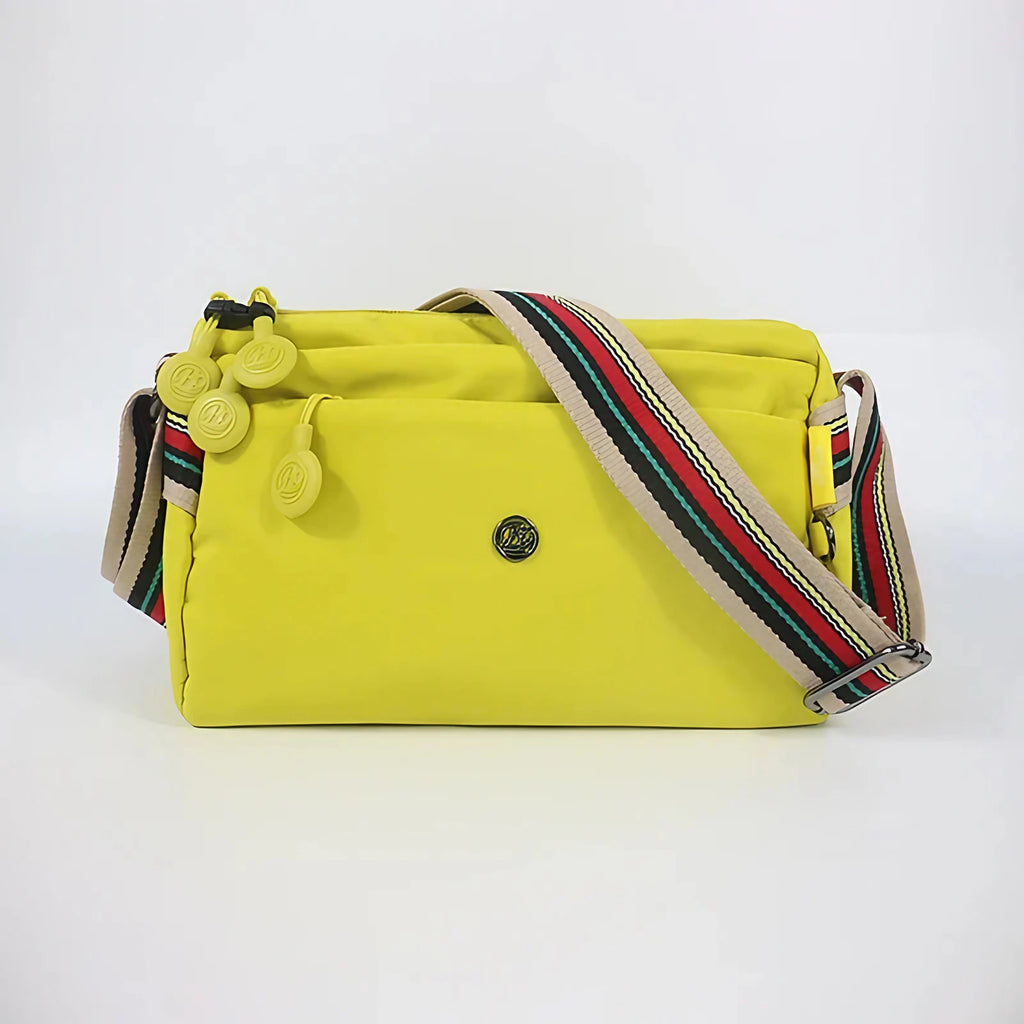 Sac banane femme en nylon imperméable, quatre poches zippées, jaune intense