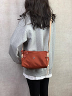 Sac banane femme en nylon imperméable, quatre poches zippées