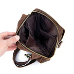Sac banane homme en cuir marron, poche téléphone et zip