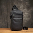Sac banane homme en cuir noir, trois poches, allure rétro