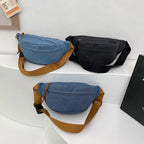 Sac banane en jean mixte, trois poches zippées