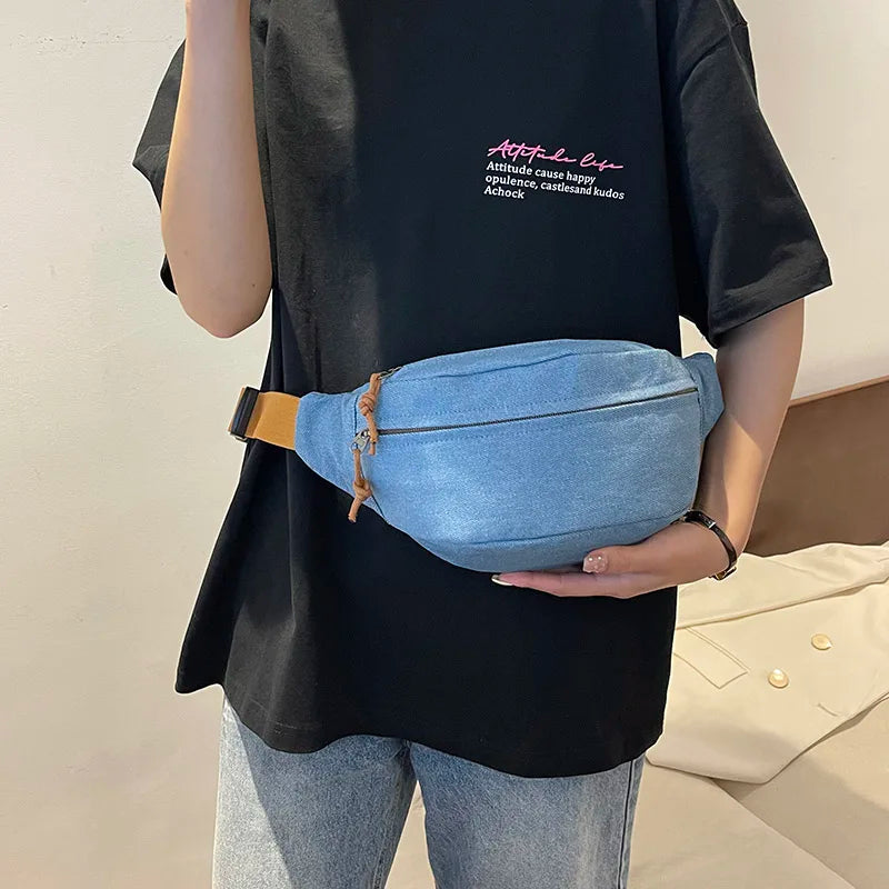 Sac banane en jean mixte, trois poches zippées