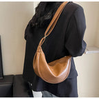 Sac banane femme de forme arrondie, café ou marron clair