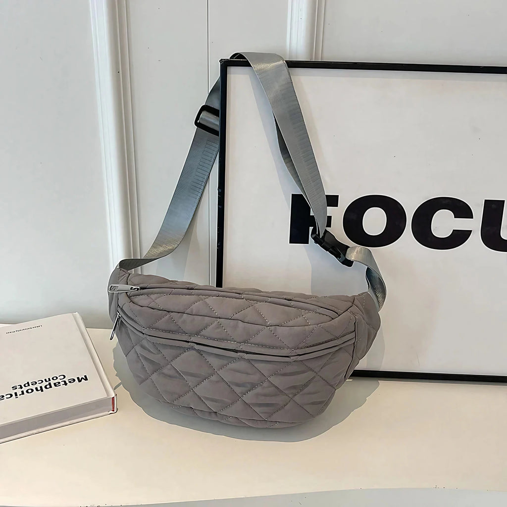 Sac banane femme matelassé en nylon, trois poches zippées, gris
