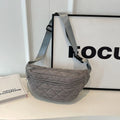 Sac banane femme matelassé en nylon, trois poches zippées, gris