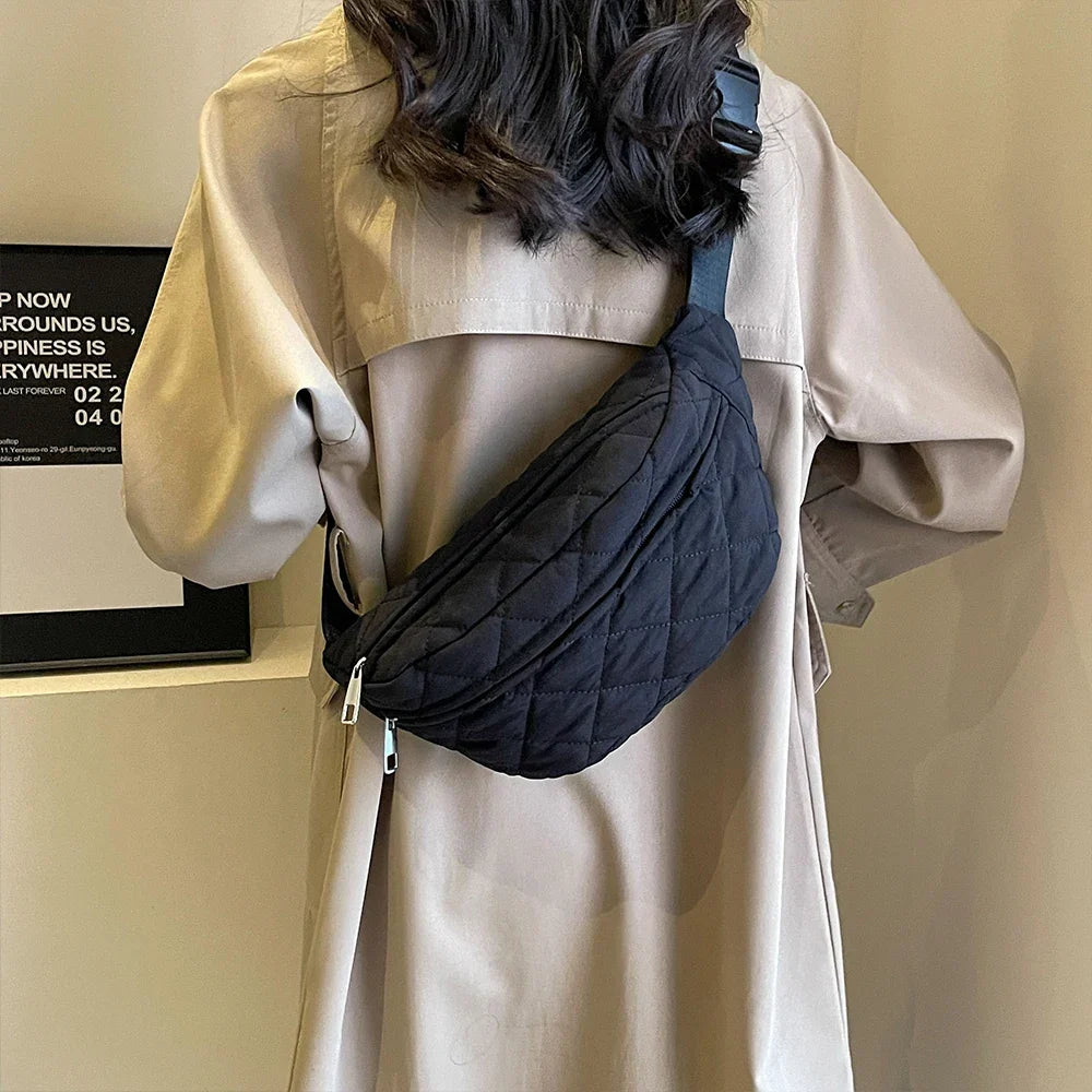 Sac banane femme matelassé en nylon, trois poches zippées