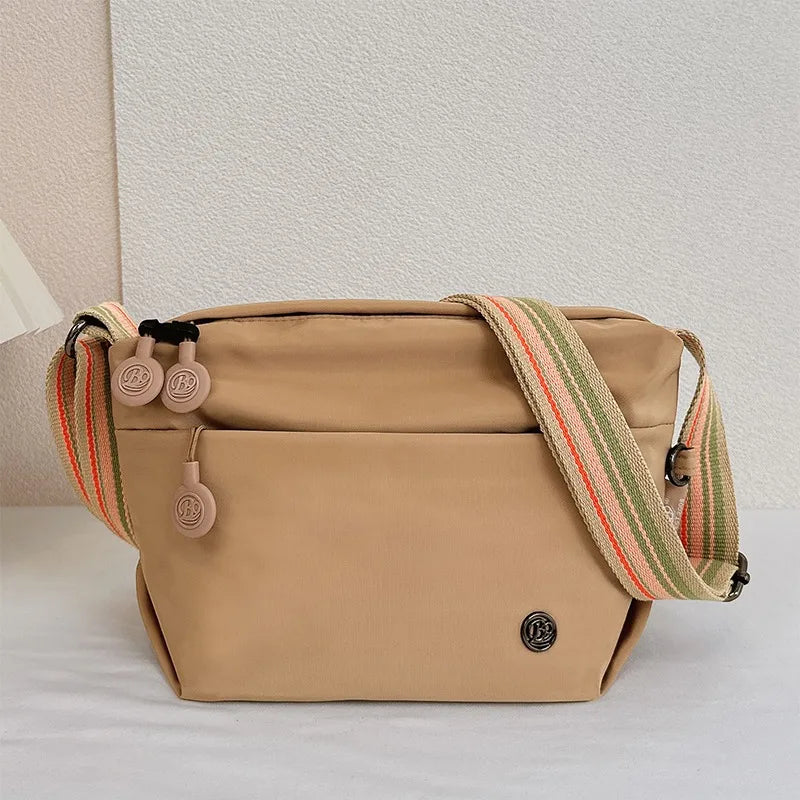 Sac banane femme antivol pour le voyage, tissu imperméable, beige
