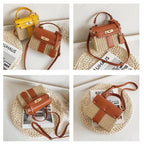 Petit sac carré femme à rabat et loquet, bandoulière amovible