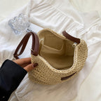 Sac bandoulière femme en paille tressée et similicuir