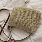 Sac bandoulière femme en paille tressée et similicuir