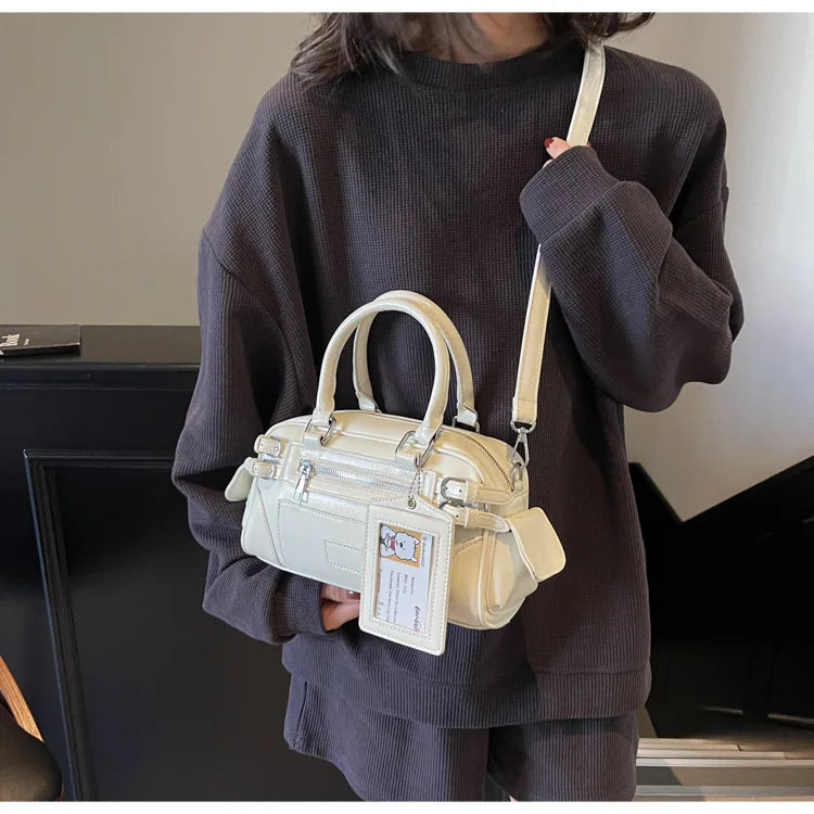 Petit sac bandoulière femme en similicuir avec porte-cartes