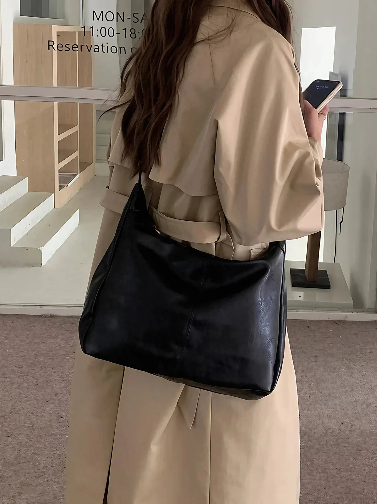 Sac bandoulière femme à zip doré, bandoulière réglable, noir